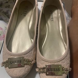 Guess baby pink flats, size 9, brand new, good condition